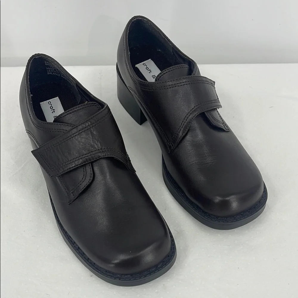 CROFT & BARROW SIZE 7.5M WOMENS BROWN  Leather Shoes